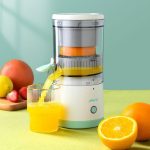 Electric Juicer Cup Portable Smoothie Blender Rechargeable Home Cup Fruit Juicer
