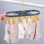 Retractable Laundry Hook Hanger Dryer Clothes with 12 Clips